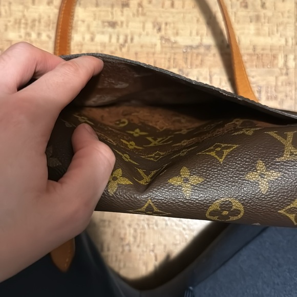 Vintage Louis Vuitton St. Cloud bag - Picture 8 of 11